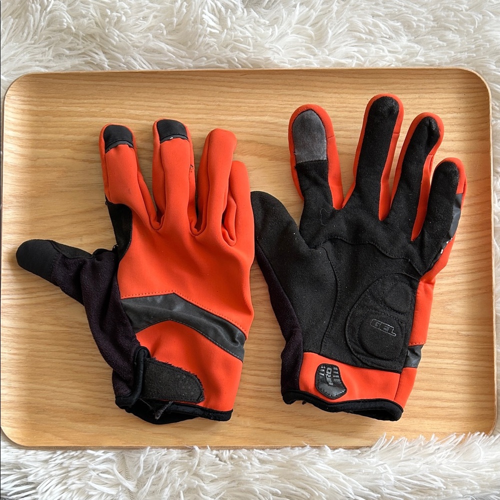 GIRO Biking Orange and Black Cycling Gloves, neoprene, nylon, faux suede